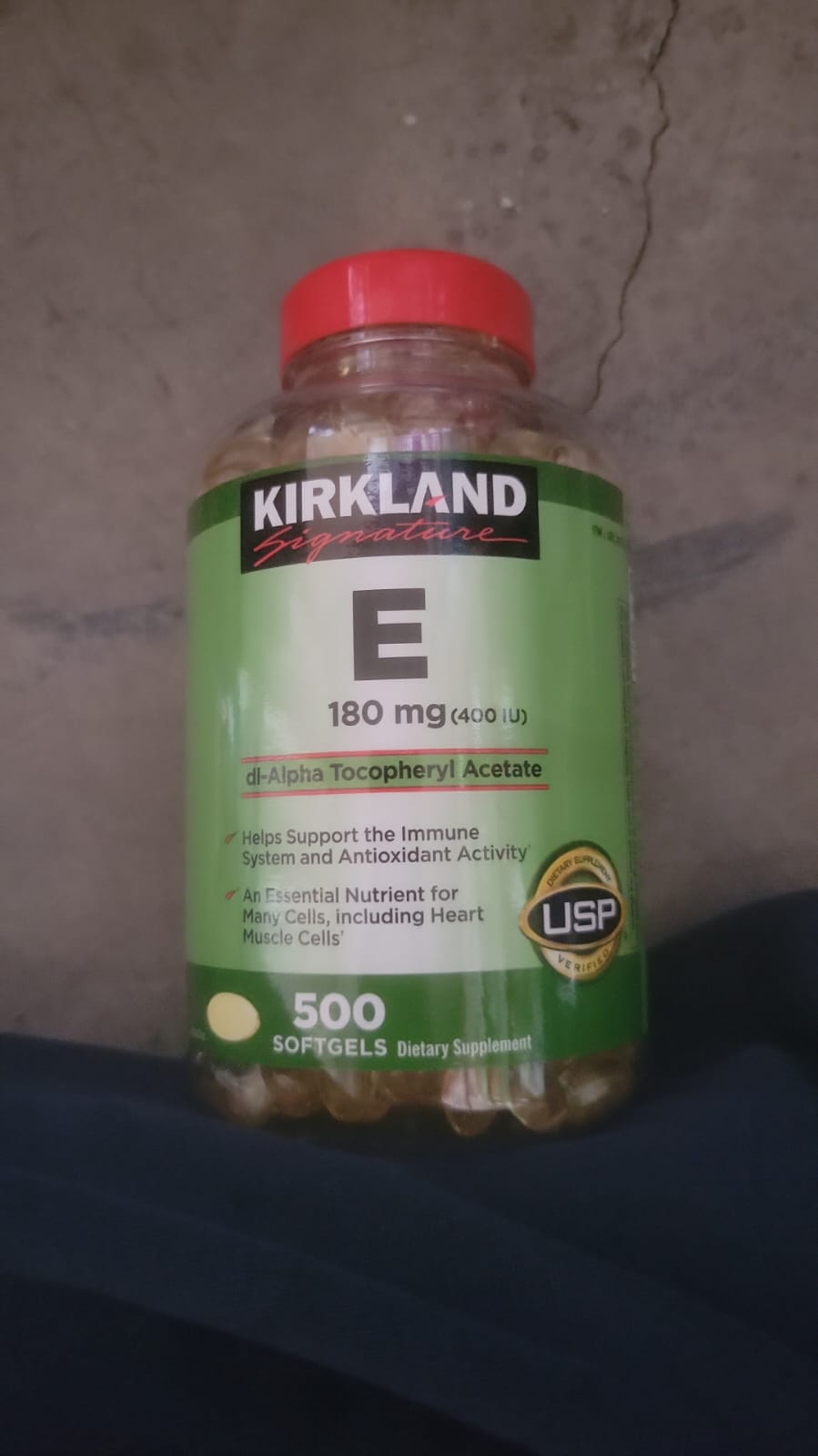 Kirkland Signature Vitamin E 180 Mg 400 IU 500 Caps Kirkland Signature Vitamin E 180 mg 500 softgels 2
